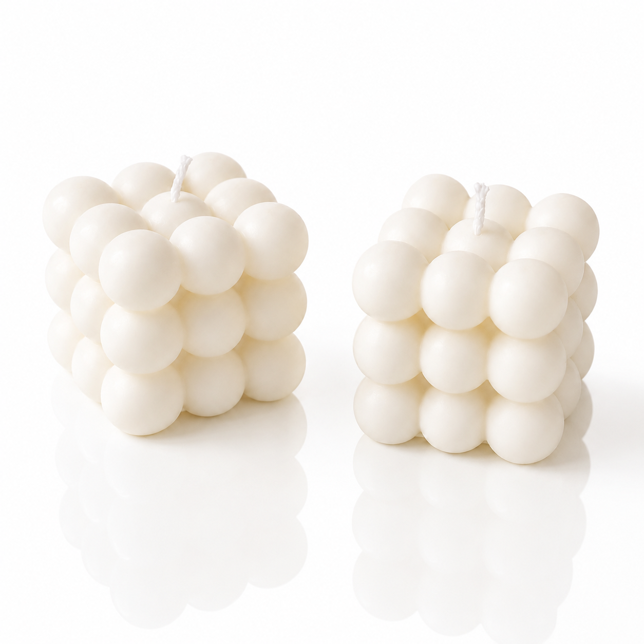 Velas en Forma de Cubo de Burbujas